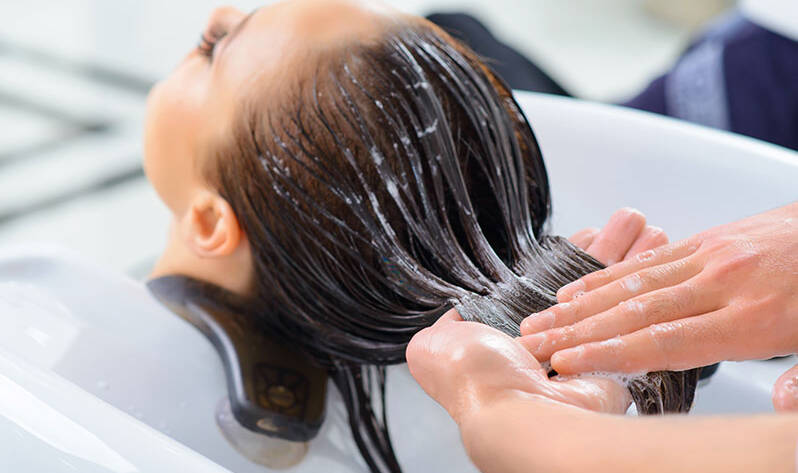 hair relaxing service
