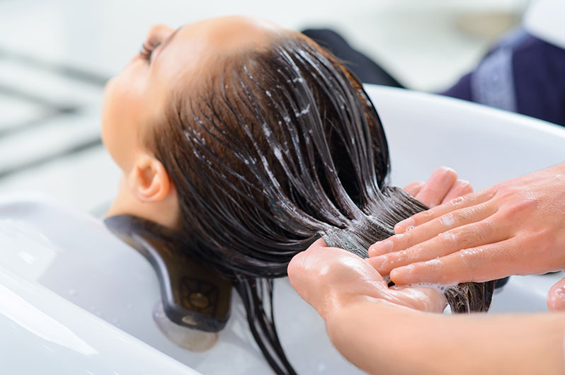 The Ultimate Guide to Finding the Best Shampoo for Hair Fall and Regrowth in South Africa 1 hair relaxing service